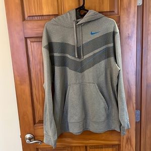 Nike Therma-Fit pullover hoodie sweatshirt XL